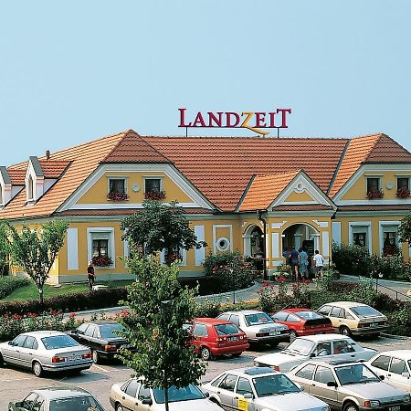 Landzeit Autobahnrestaurant & Motorhotel Loipersdorf Kitzladen Dış mekan fotoğraf