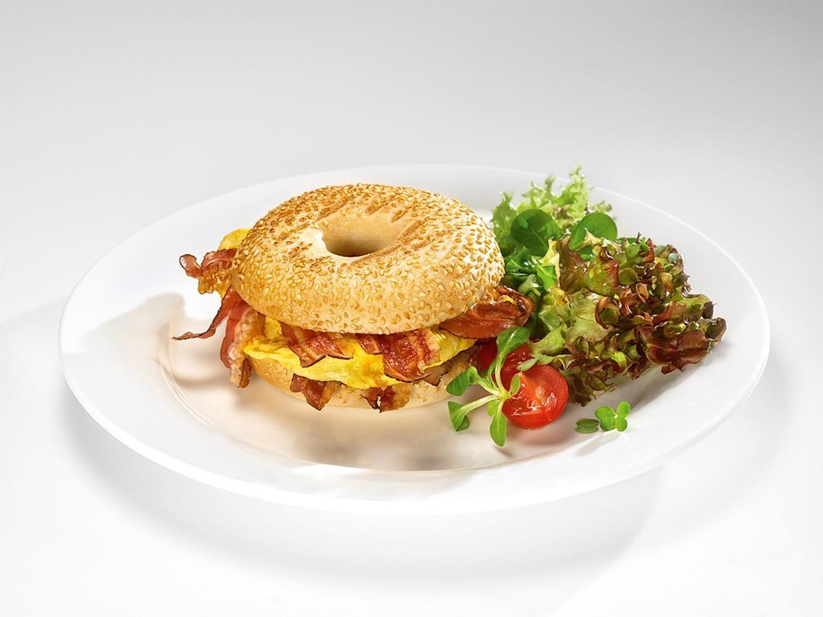 Landzeit Autobahnrestaurant & Motorhotel Loipersdorf Kitzladen Dış mekan fotoğraf